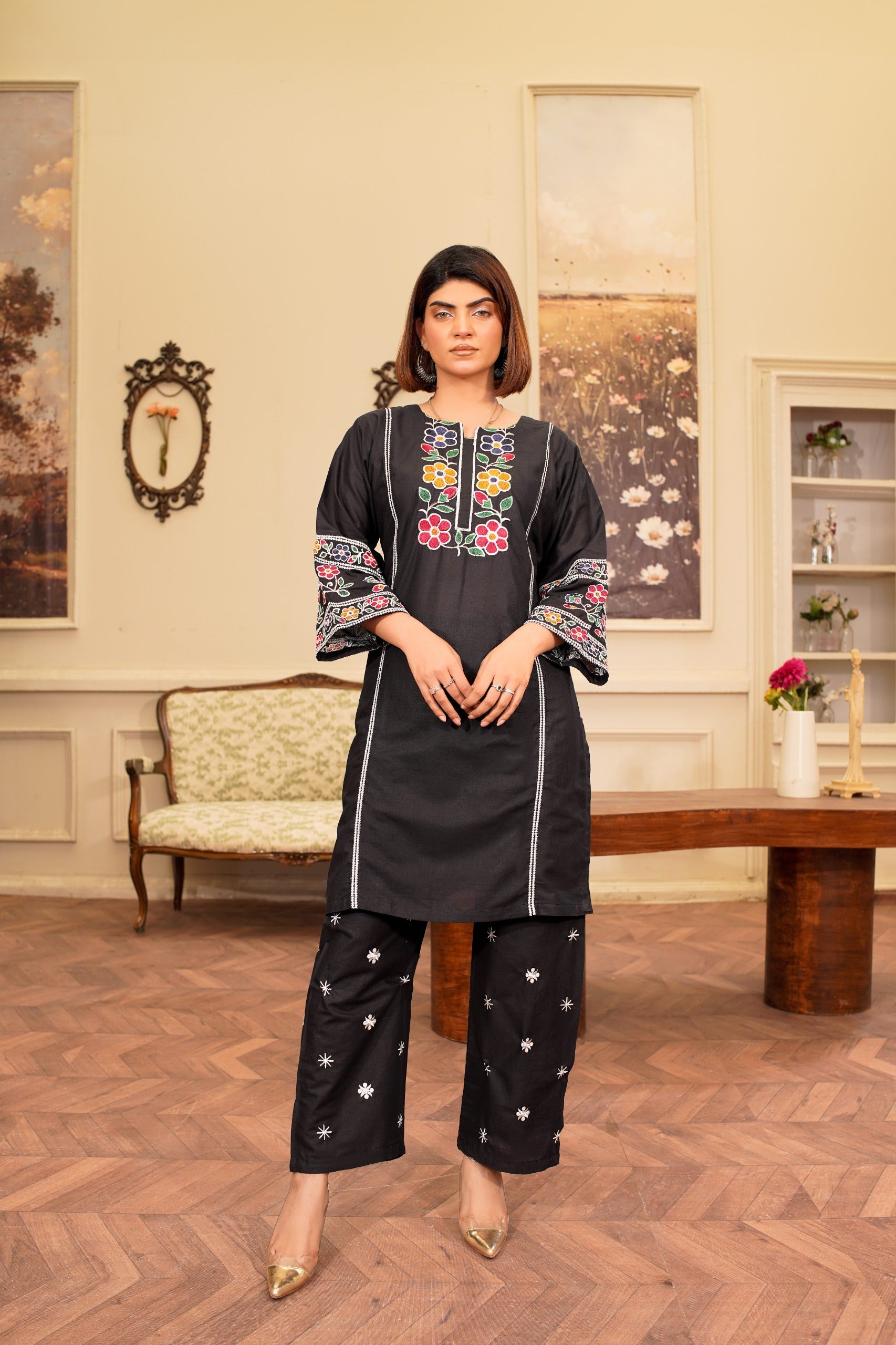 Black Flowerr Emb